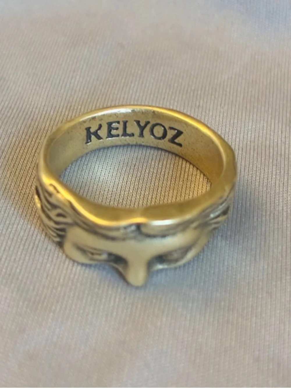 Aphrodite Gold Ring 7
